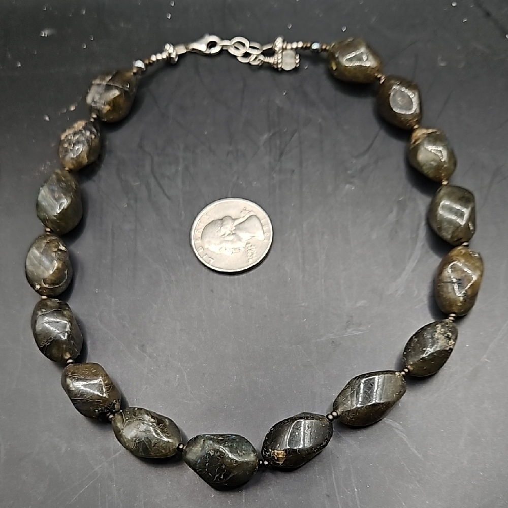 Elegant Dark Labradorite Stone Necklace Vintage